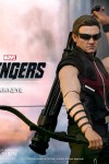 Action Figure Avengers Hot Toys’ Hawkeye 4
