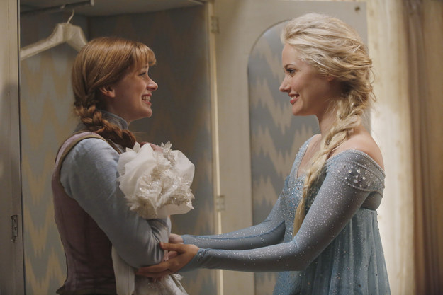 Ana e Elsa de Frozen em, Era uma Vez - Temporada 4