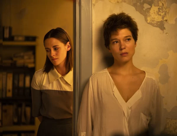 Cinema: Crítica - Crimes do Futuro (2022)