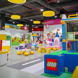 LEGO Fan Factory Algarve e Matosinhos assinalam 100 anos da Disney, com novas personagens