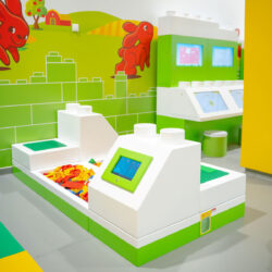 LEGO Fan Factory Algarve e Matosinhos assinalam 100 anos da Disney, com novas personagens