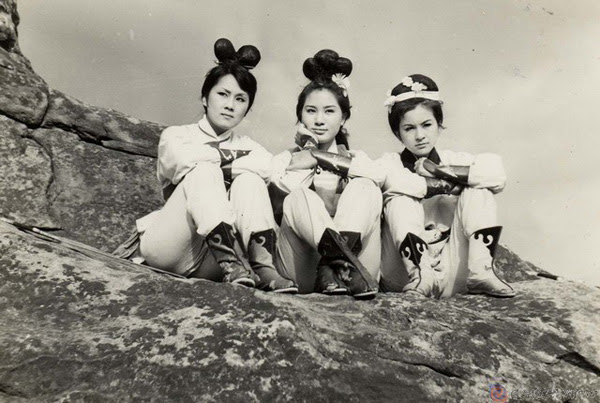 VENGEANCE OF THE PHOENIX SISTERS