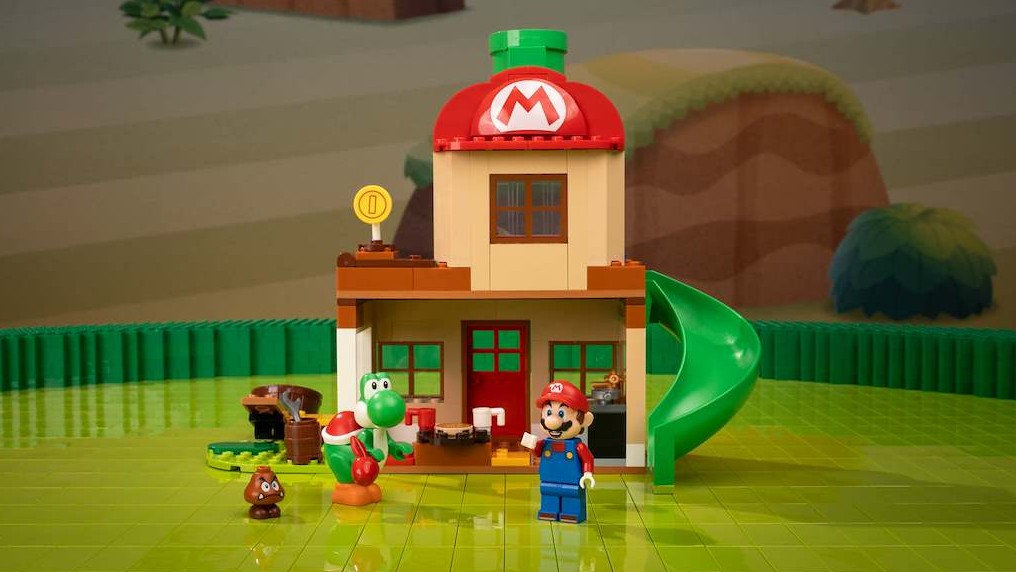 LEGO Super Mario