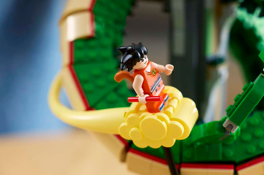 LEGO Icons Dragon Ball: Shenron & Goku