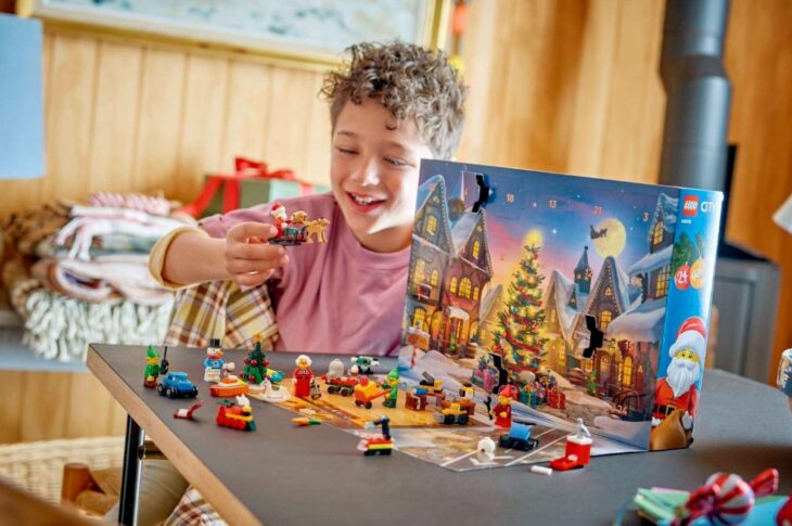 LEGO apresenta cinco calendários do advento para o Natal de 2026